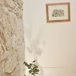 With Balcony In The Center Of *