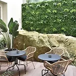 With Balcony In The Center Of Daire